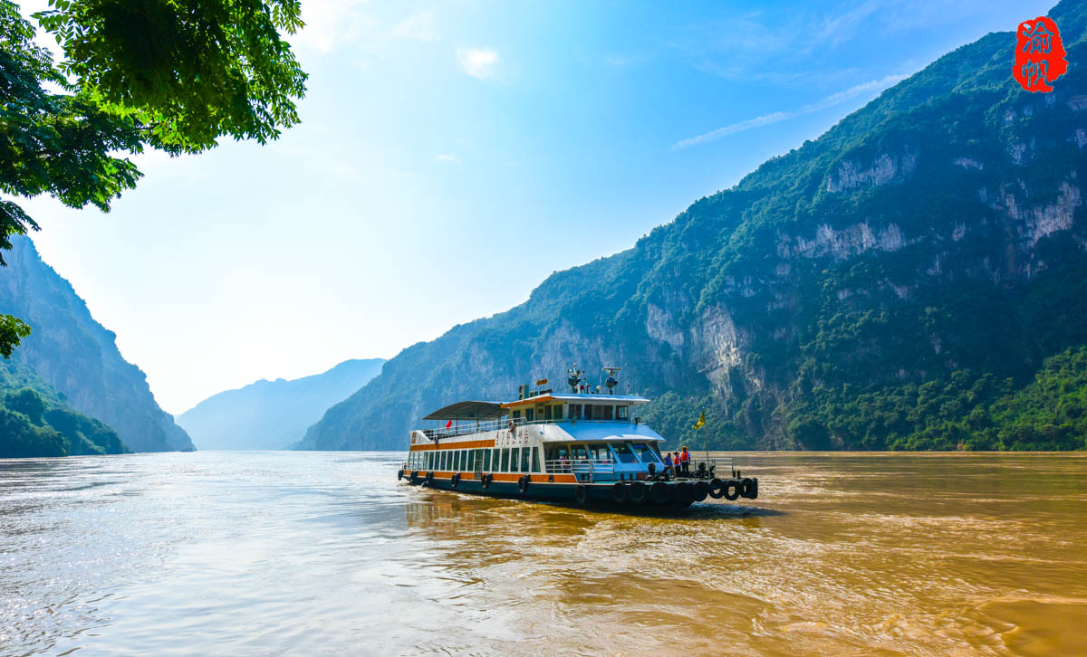 湖北兩壩一峽,欣賞長江三峽之壯美,領略世界第一壩的水漲船高