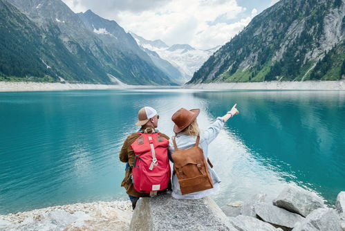 新疆火了 有民宿1.6萬一晚,老板只能睡廚房,卻不保證留房
