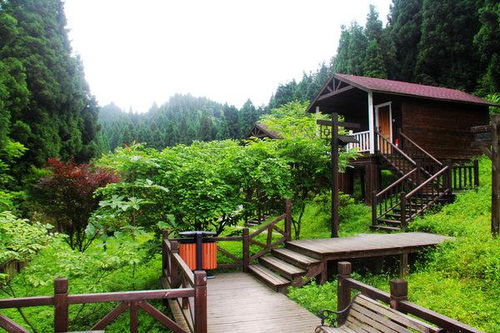 崖前況有潺潺水,好滌塵襟去效翁,湖北恩施旅游攻略