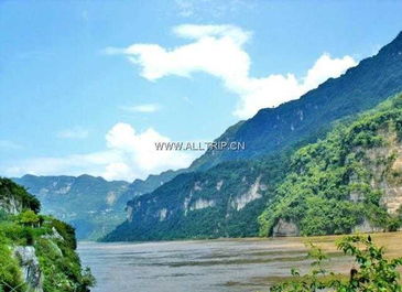 武漢至三峽大瀑布與快樂谷二日游 暢享自然與歡樂的完美之旅